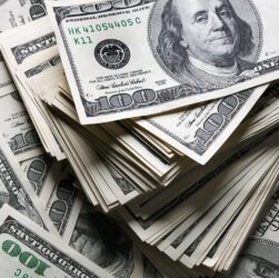 of-course-biglaw-firms-that-conducted-layoffs-are-going-to-hand-out-market-bonuses