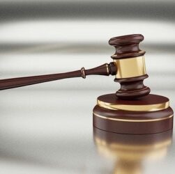 disbarred-attorney-uses-fake-id-to-score-better-job-than-you