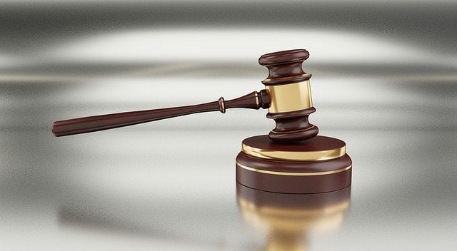 disbarred-attorney-uses-fake-id-to-score-better-job-than-you