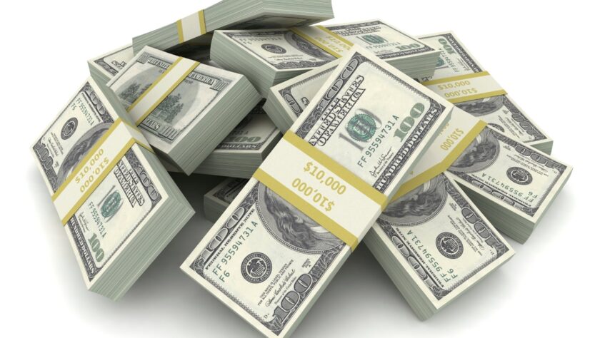 davis-polk-joins-the-biglaw-associate-salary-&-bonus-wars