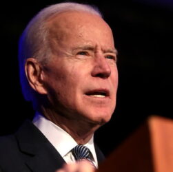 ‘i-don’t-give-a-darn’:-experts-blast-‘political-swipe’-in-special-counsel’s-biden-report