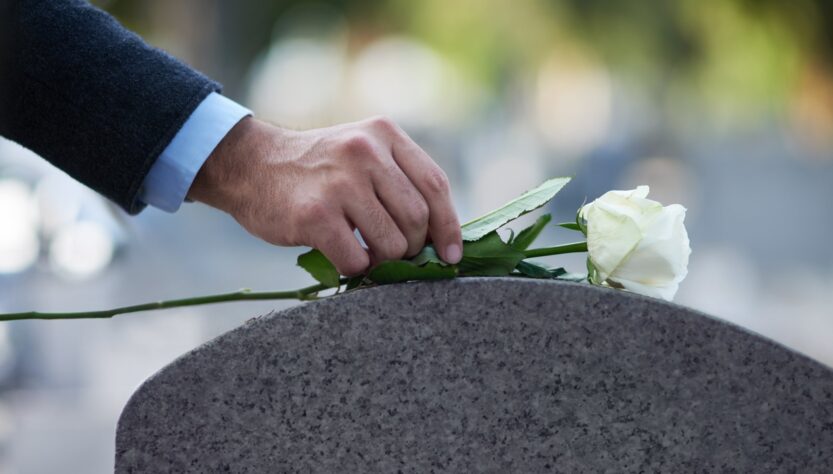 associate-at-top-biglaw-firm-dies-by-suicide