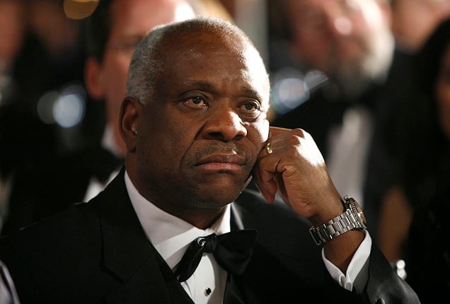 clarence-thomas-took-even-more-free-trips-on-private-planes-that-he’s-still-not-disclosed!