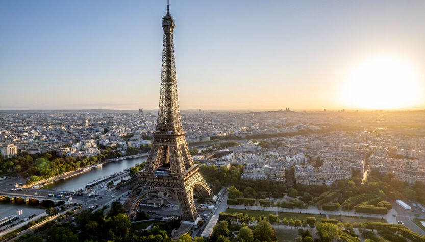 ooh-la-la!-top-10-biglaw-firm-plans-to-open-a-new-office-in-paris