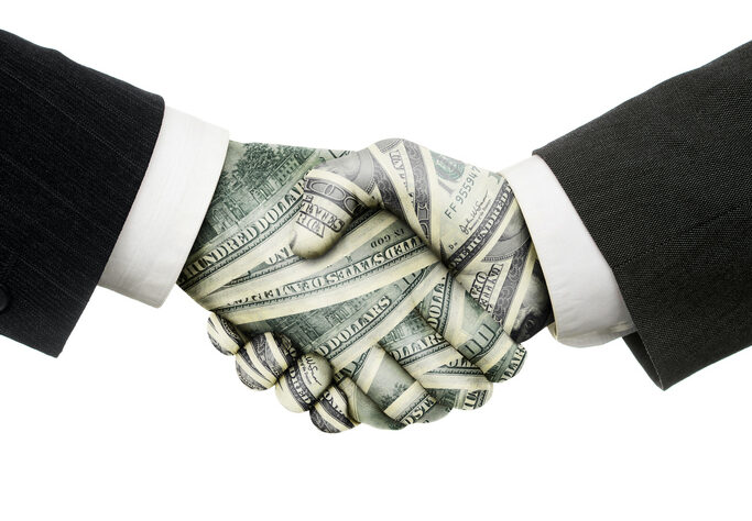 after-losing-partners-and-profitability,-top-100-biglaw-firm-is-reportedly-seeking-merger-partner