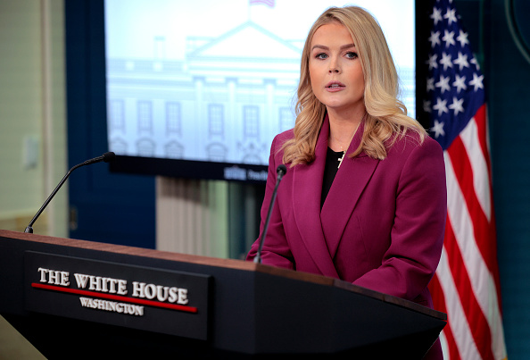 white-house-press-sec-scores-another-own-goal-in-funding-f*cktussle