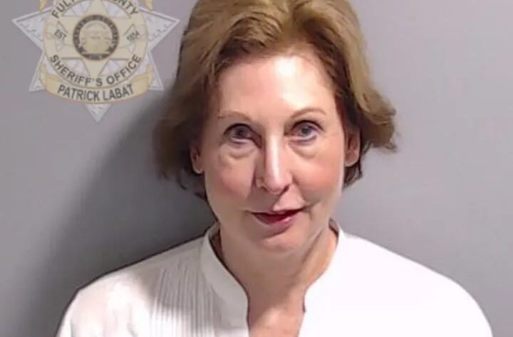 kraken-lawyer-slips-out-of-discipline-for-election-2020-interference