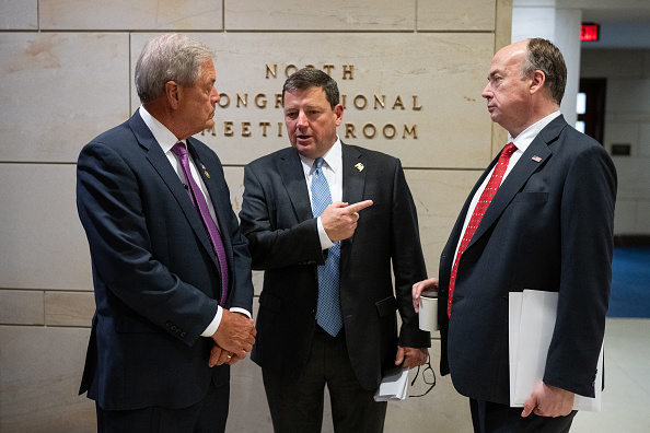 trump-dumps-ed-martin-in-favor-of-‘shit-sandwich-senate-will-eat’