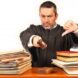 amateur-comedian-judge-faces-ethics-complaints-over-groan-inducing-‘dad-jokes’
