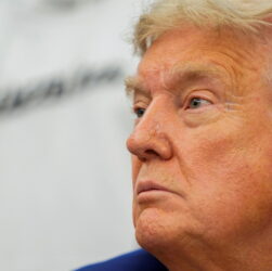 ‘make-asbestos-great-again?’:-trump-slammed-for-move-to-end-ban-on-russia-tied-carcinogen
