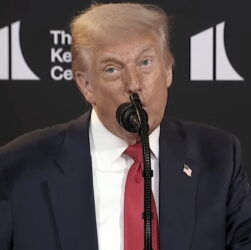 trump’s-kennedy-center-remarks-veer-into-grievances,-false-claims,-and-lessons-on-grass