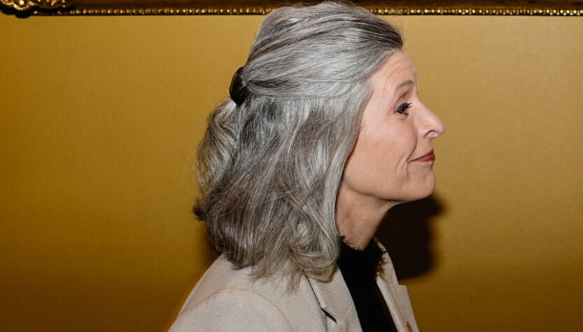 ‘glass-jaws’:-democrats-cast-ernst-exit-as-harbinger-of-weakening-gop