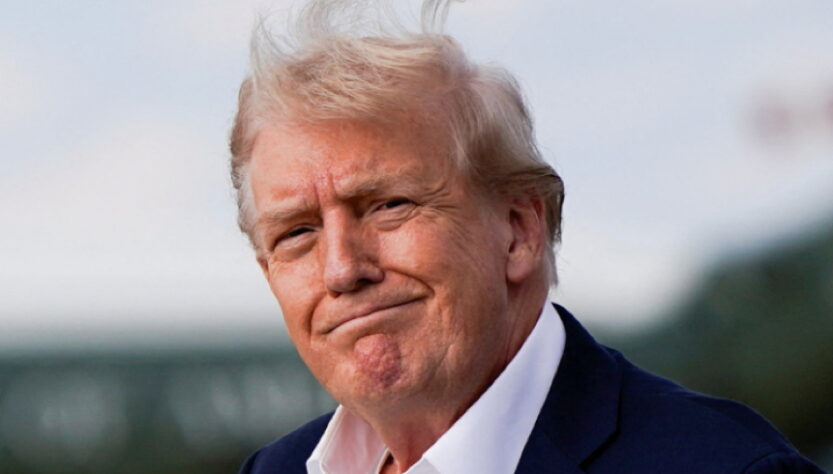 ‘tone-deaf’:-mass-shootings-rock-us.-as-trump-brags-about-oval-office-gold