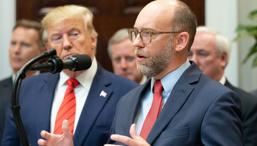 ‘batten-down-the-hatches’:-white-house-issues-new-shutdown-threat