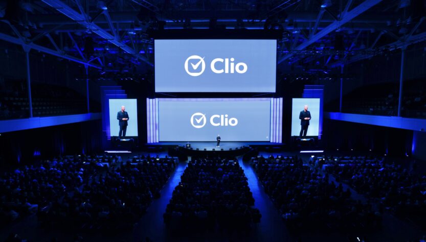 to-a-sometimes-‘shell-shocked’-cliocon-audience,-jack-newton-presented-clio’s-vision-for-a-new-era-of-ai-driven-legal-work