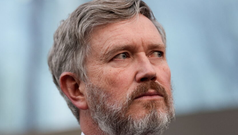 massie-warns-of-growing-gop-‘defections’