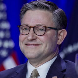 ‘dreaming-of-gilead?’-wapo-hit-for-op-ed-mourning-lack-of-evangelicals-in-‘halls-of-power’