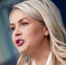 ‘what-was-the-plan?’:-white-house-faces-fury-over-claim-trump-knew-hormuz-closure-risk